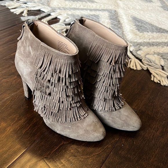 Taupe grey fashion boots - Picture 2 of 5